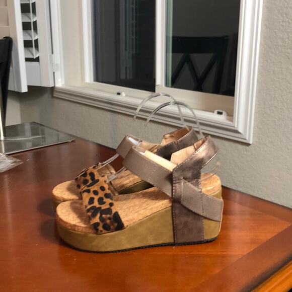 Non brand wedge platform sandal leopard print metallic sheen straps sz 9 summer - Picture 6 of 9